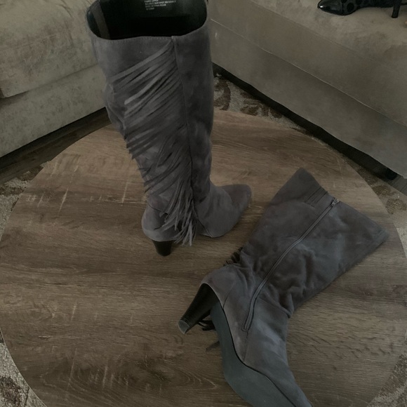 Ladies Boots - Picture 2 of 7